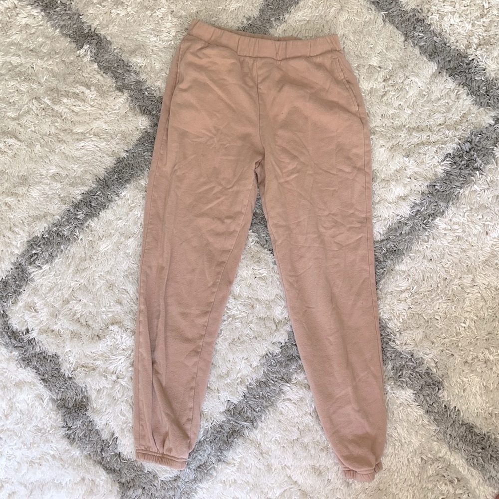 blush sweats!